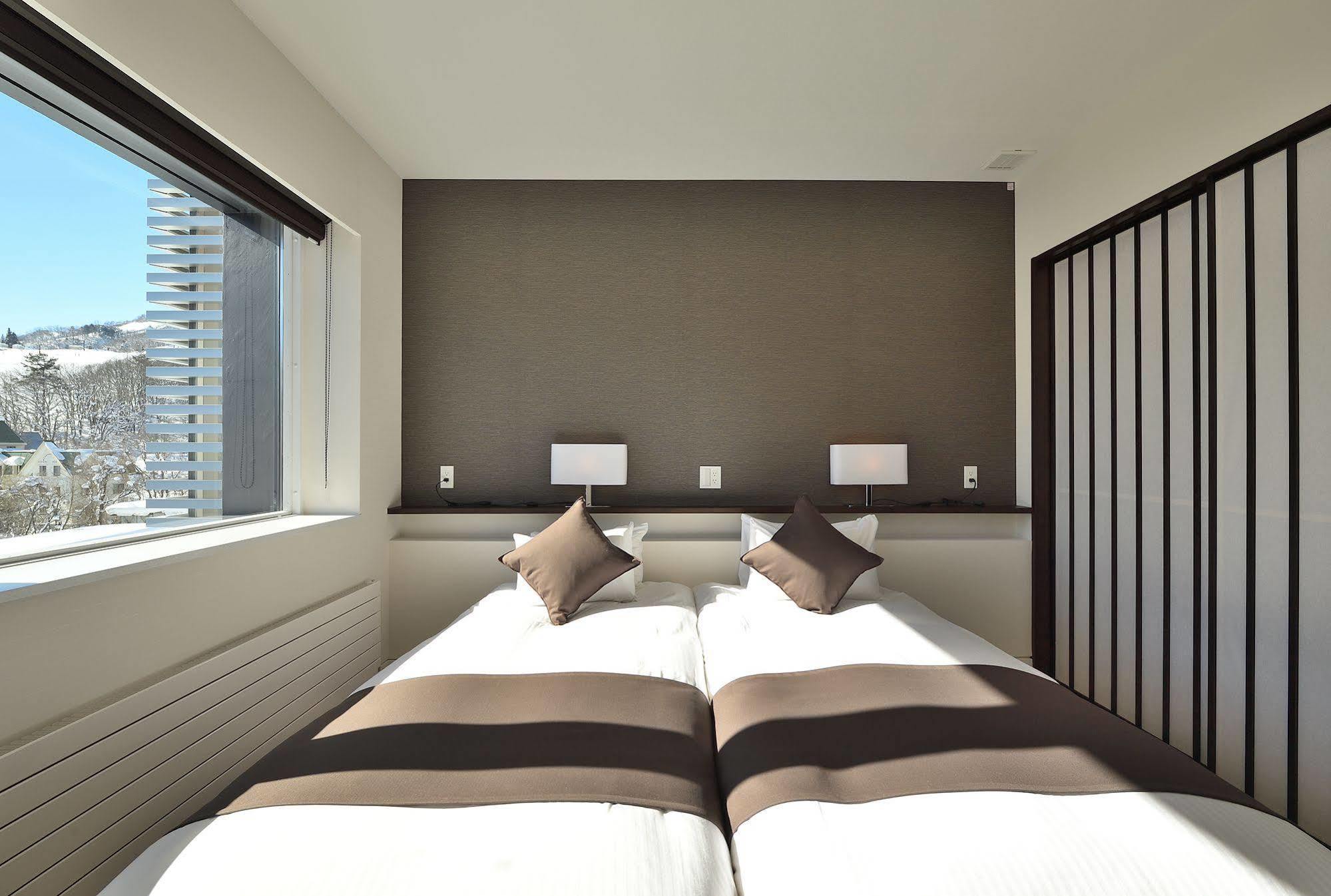 Mountain Side Hakuba Hotel Екстериор снимка